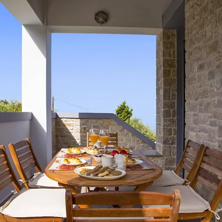 Orizontas By * Kalamítsi